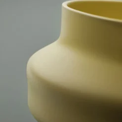 Dorotea Vase