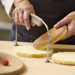 Justerbar kagebundsdeler