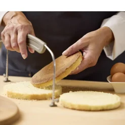 Justerbar kagebundsdeler